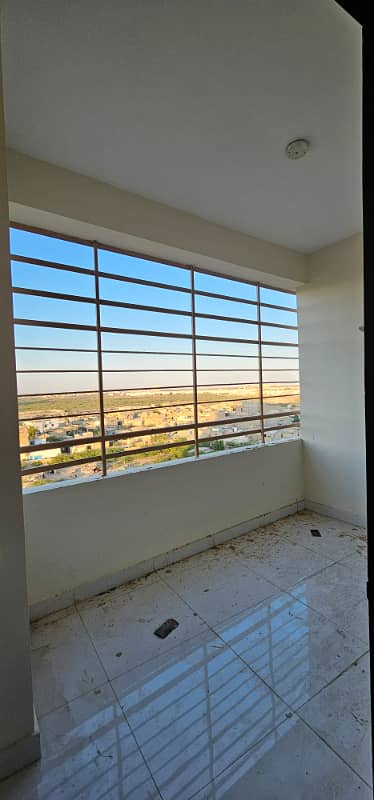 Burj-Ul-Harmain Flat Sized 2500 Square Feet Is Available 29