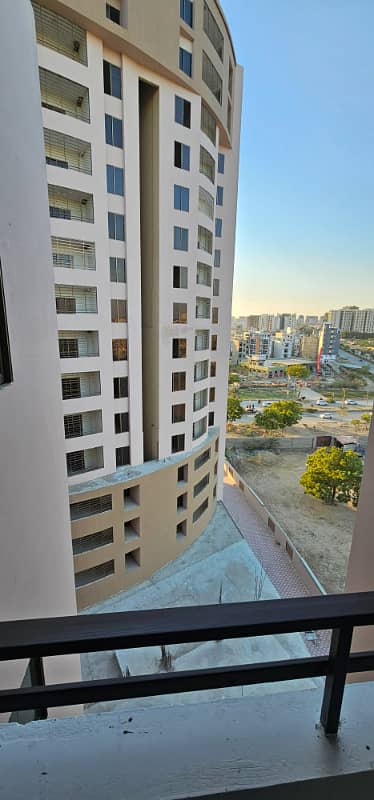 Burj-Ul-Harmain Flat Sized 2500 Square Feet Is Available 43