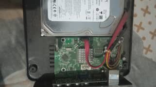 mhk 4 Chanels DVR + hard with 2 cameras