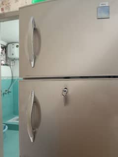 Haier HRF-320 Refrigerator