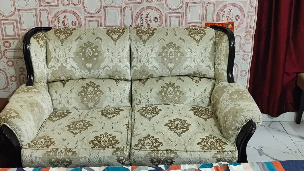 Sofa and table set 0