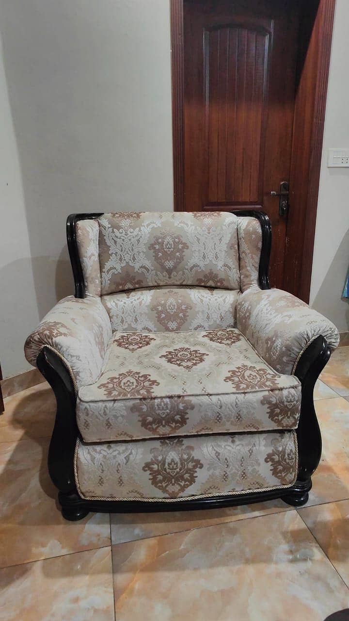 Sofa and table set 8