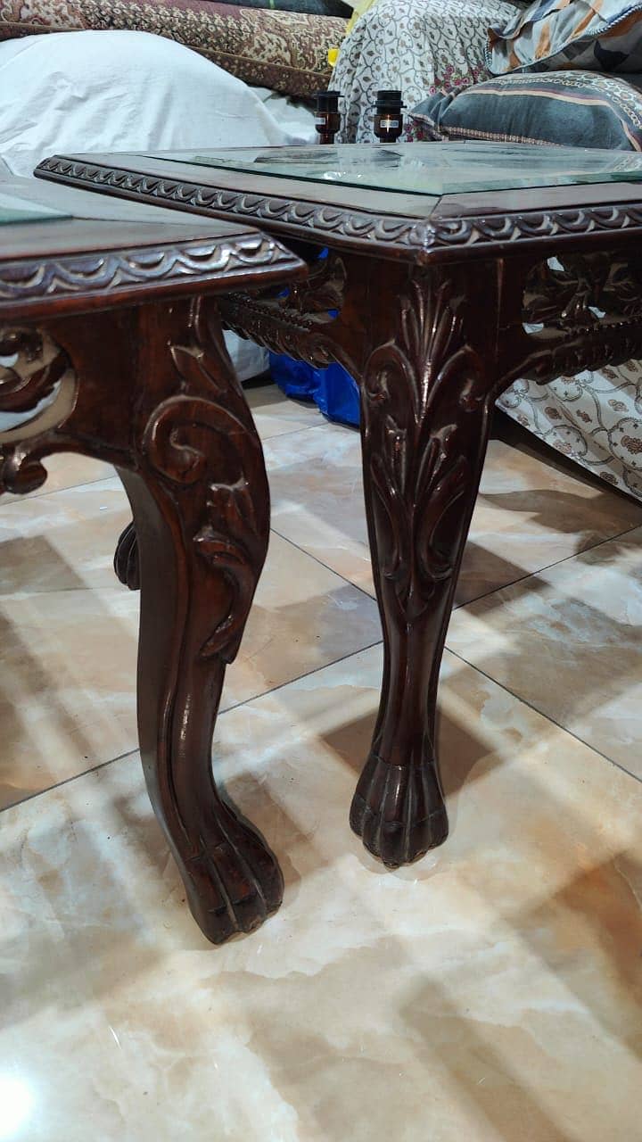 Sofa and table set 10