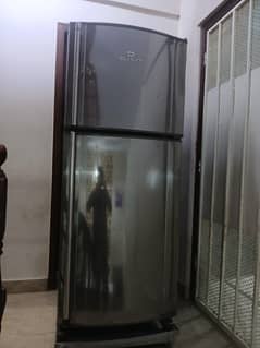 URGENT! Dawlance Refrigerator 9188WBHZ Large Size