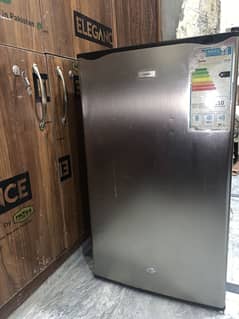 Room fridge single door