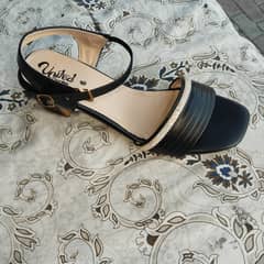 women new flat artical all size available