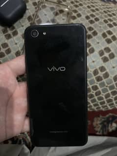 Y83 Dual sim 6/128 whatsaap 03161947492