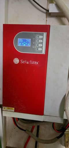 Solarmax 5.5kw Hybrid Inverter excellent condition