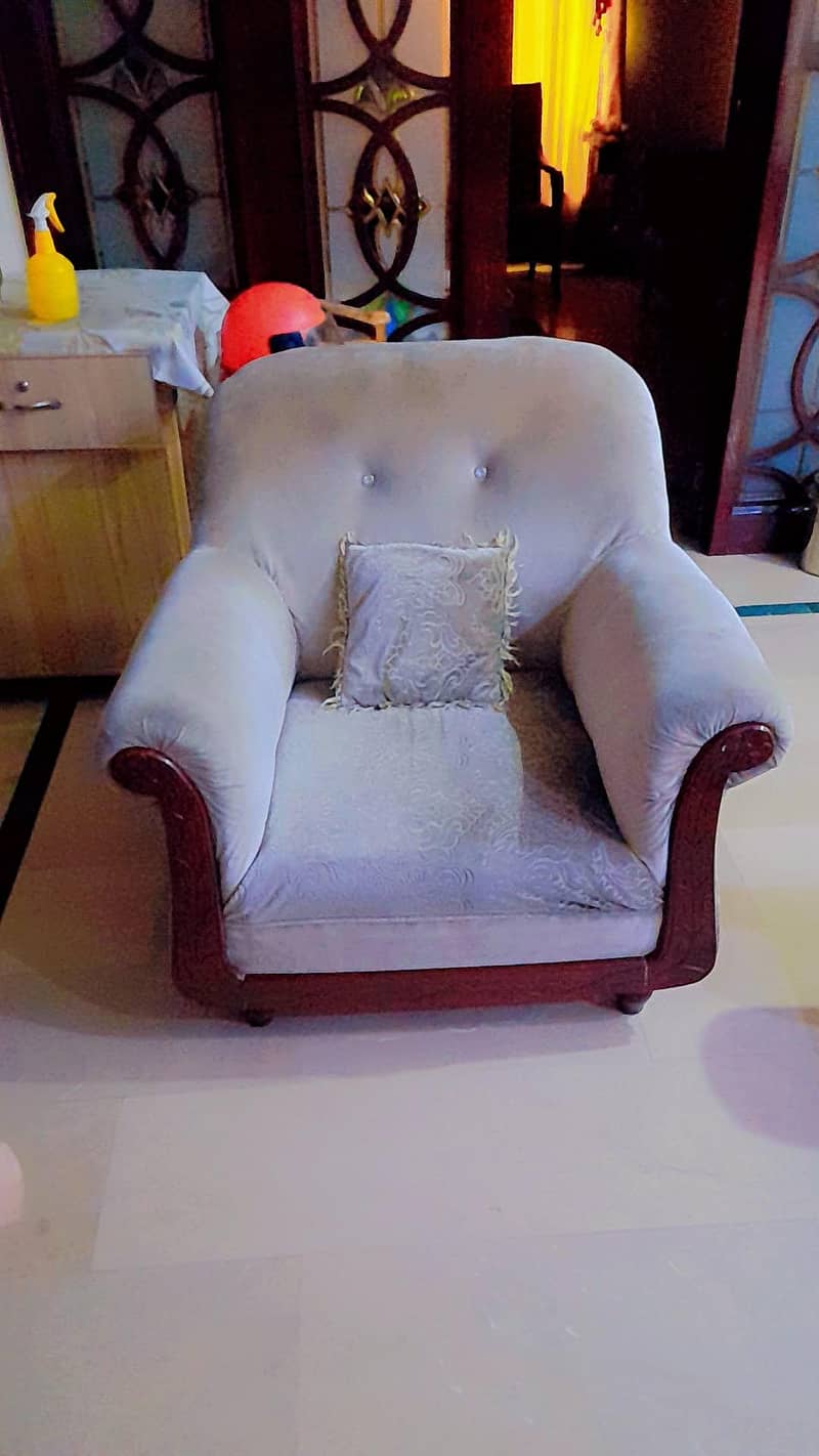 home use bed set  with mattress new condition 2