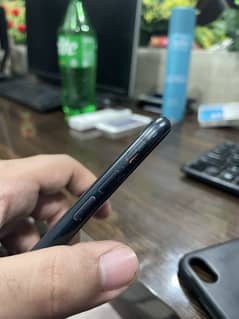 iPhone Xr Factory Unlock non PTA