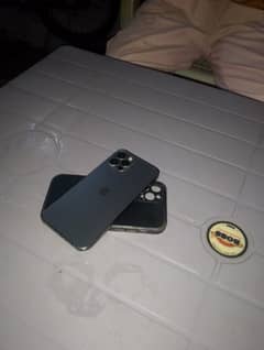 Iphone 12 pro jv 75 battery health 9/10