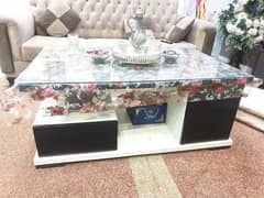 Full size coffe table.