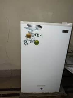 Signature single door refrigerator