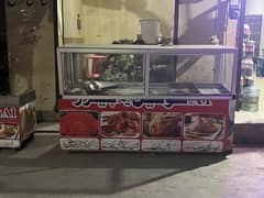 Mirror Counter for Food Stall