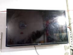 SUMSUNG LCD  42" inch