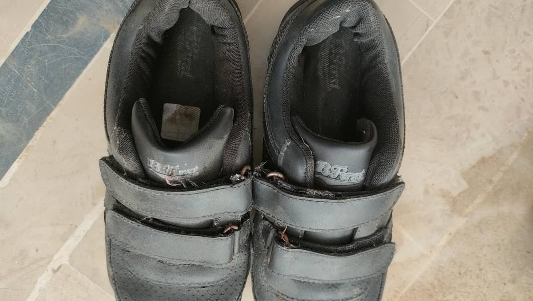 school shoes 14