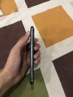 I phone 11 64gb True Tone or Face ID on he panel original bh76