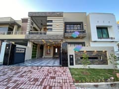 10 Marla beautiful house available FOR Rent