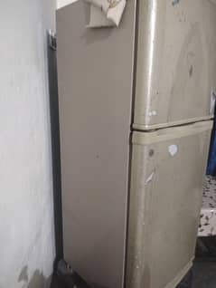 good condition fridg  for sale