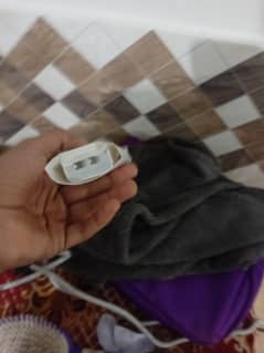 apple adapter for. sale new 10-10