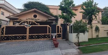 F-10/1: 1200 Yards Corner House, Double Unit, Basement, 8 Bedrooms, 2 Kitchens, Huge Drawing/Dining, 3 Huge TV Lounges, 2 Servant Quarters, 8-Car Parking, Foreigners Preferred, Rent 15 Lakh.