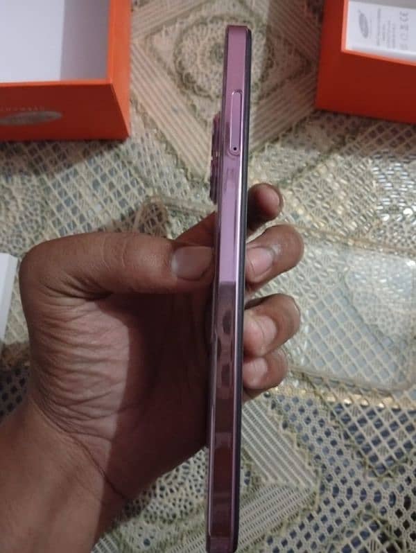 6/64 mobile with in resealable price. Please read description. 8
