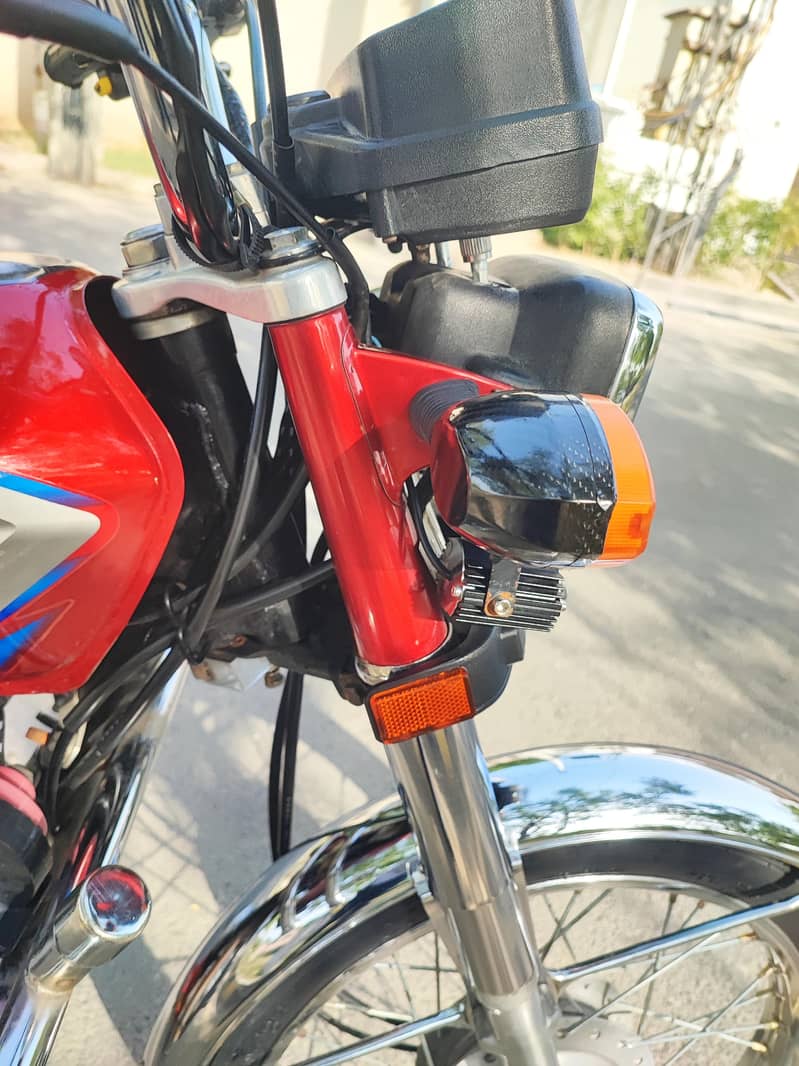 A+++ Honda CG 125 available for sale 9