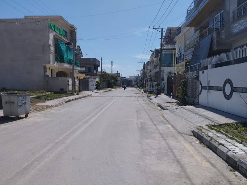 G BLOCK Plot Available For Sale 1