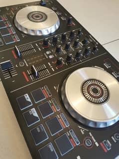 Pioneer Dj controller (DDJ-SB2)