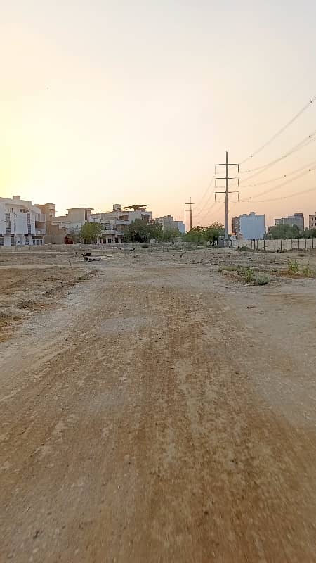 120 SQ YARD WEST OPEN TRANSFER PLOT IN BLOCK 4 PIR AHMED ZAMAN TOWN 8