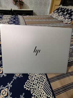 Hp Elitbook 840 g5 core i5  7th gen  8gb ram 256gb ssd m2