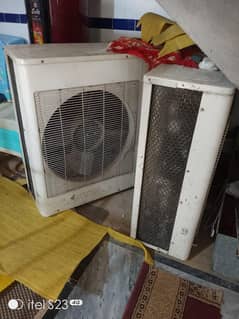 chiller 2 ton working condition with every equipment (Saman)