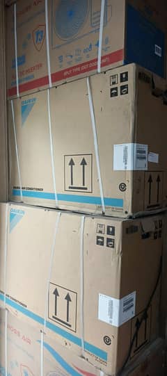 Daikin 1.5 ton Heat And cool Non Inverter  New Ac