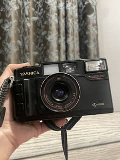 Yashica MF-2 Super DX 35mm Film Camera – Vintage Point & Shoot