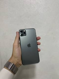 I Phone 11 Pro Max Non PTA 256 G. B
