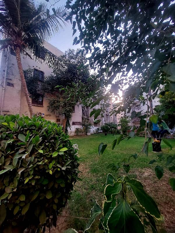 FLAT FOR SALE IN GULSHAN E IQBAL BLOCK 14 WEST OPEN FLAT 1ST FLOOR 8
