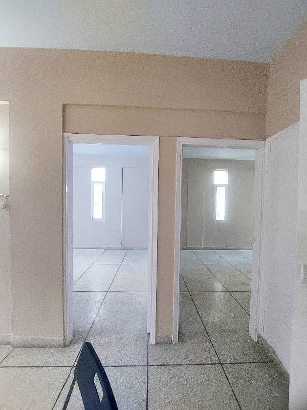 FLAT FOR SALE IN GULSHAN E IQBAL BLOCK 14 WEST OPEN FLAT 1ST FLOOR 11