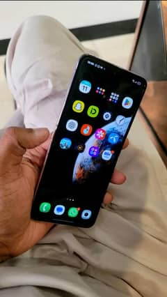Samsung z filp 4 8gb 256gb exchange karla ga