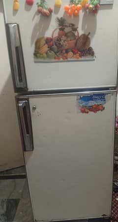 Dawlance fridge argent sale all ok in working condition