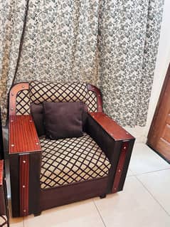 6 seater soffa set in discounted price less price 6 seater 3,2,1
