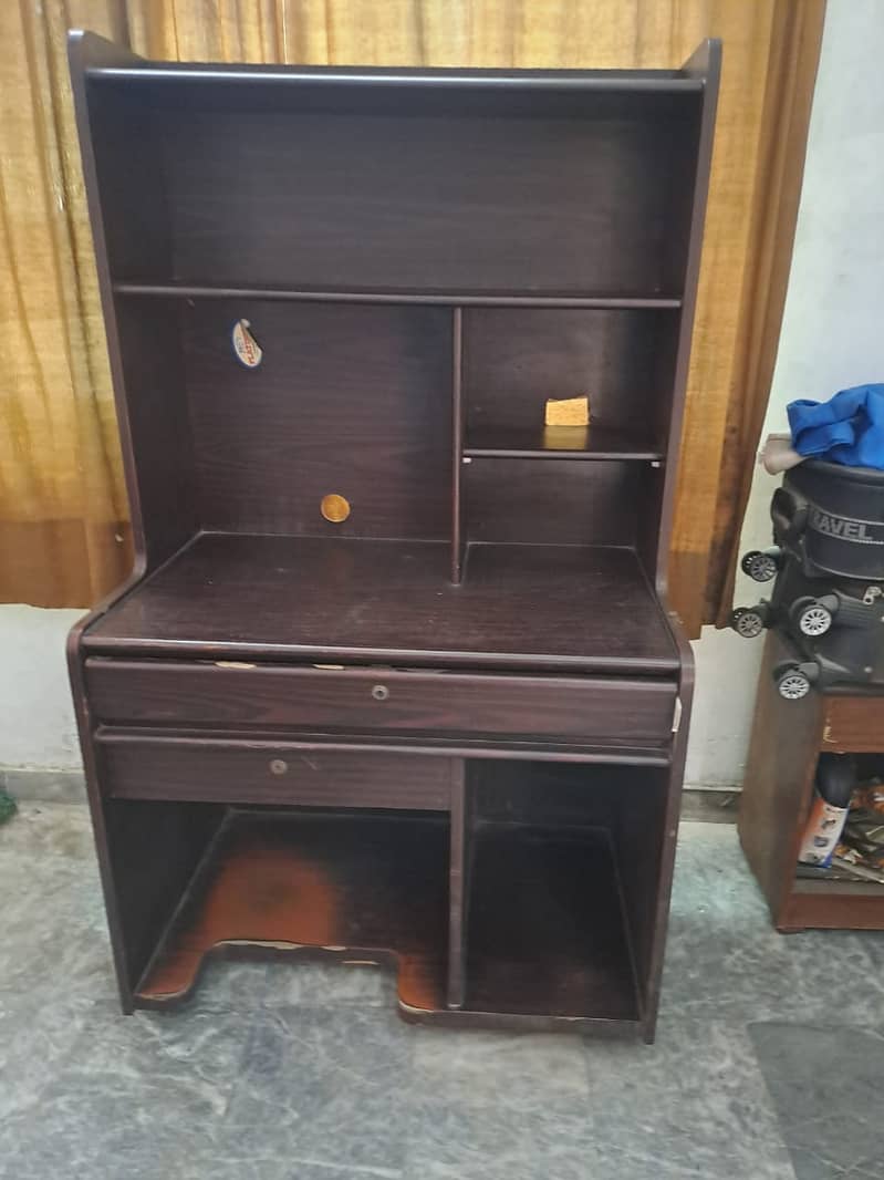 Computer Table 0