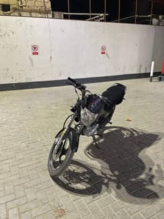 Yamaha YBR 125 2021