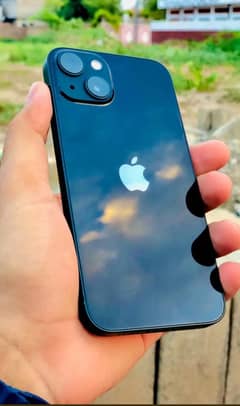 iphone 13 with box only 1 mounth use 100battery health 10 by 10 condit