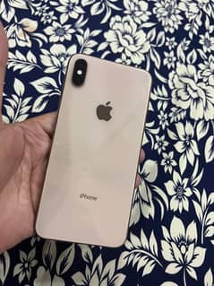 iphone Xsmax and 10/10 condition