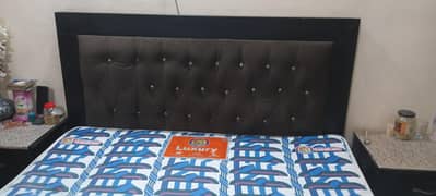 BED SET WITH 2 SIDE TABLES AND QUEEN BED ONLY IN 36499