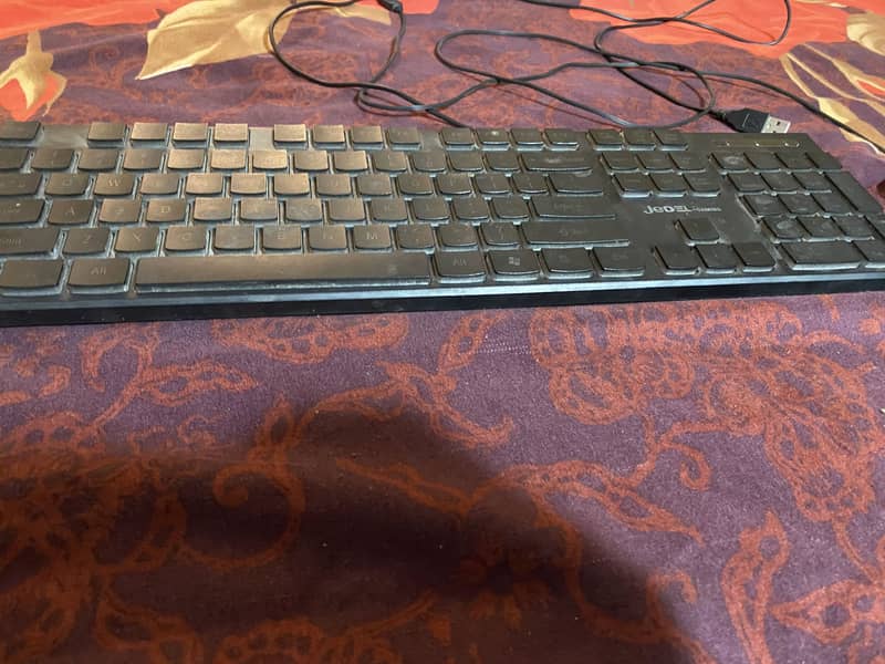 Lightning keyboard and lightning mouse for sale 8