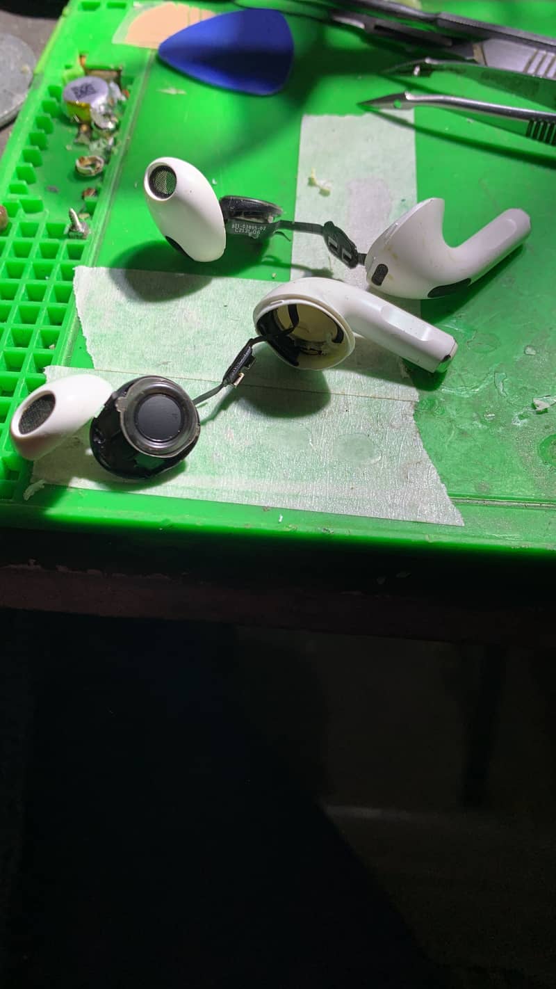 AirPods battery & repairing 14