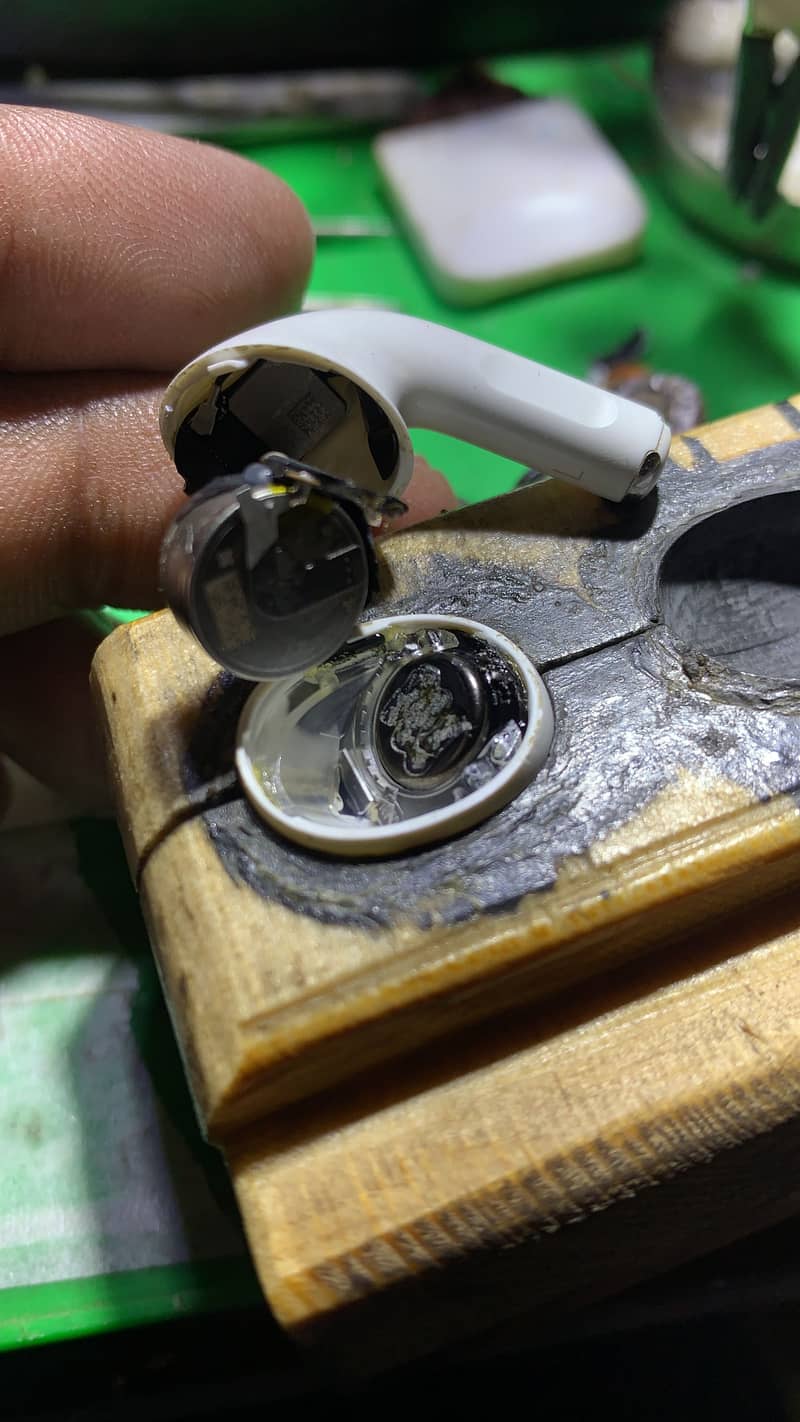 AirPods battery & repairing 16