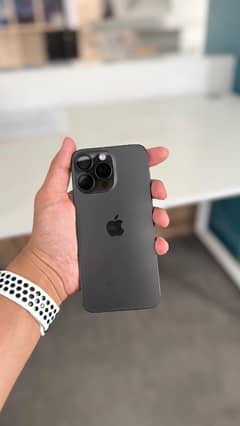 iPhone 15 Pro Max - JV