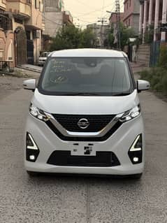 Nissan Dayz highway star propilot